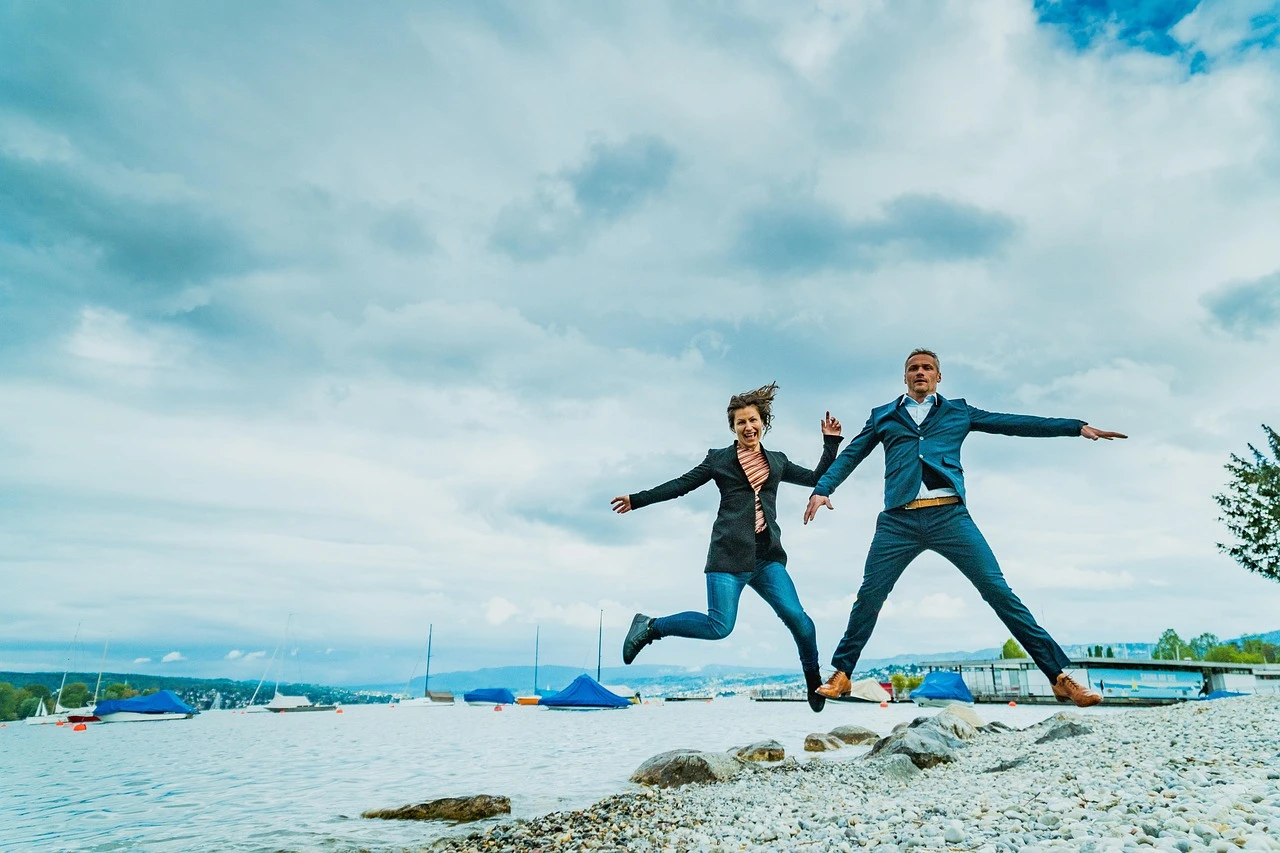 a man and woman reducing stress in a beach