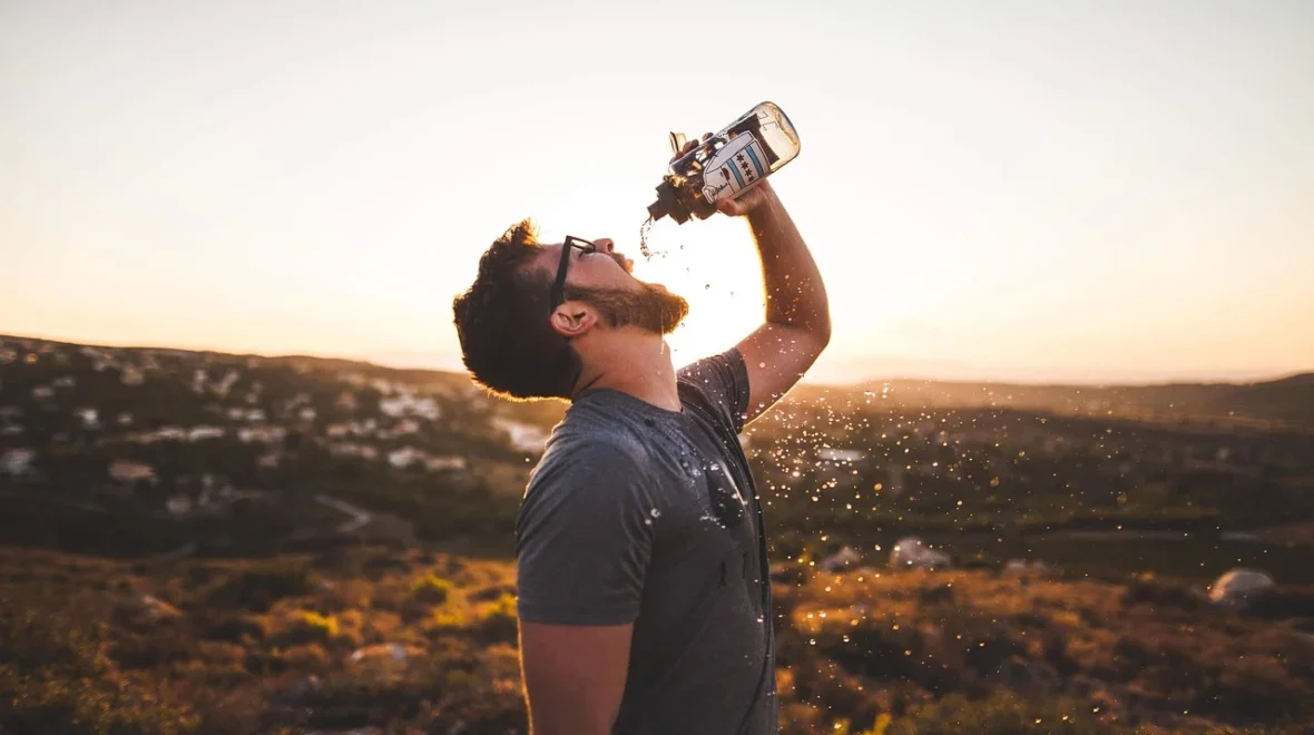 How Much Water Do You Really Need — Evidence-Based Insights